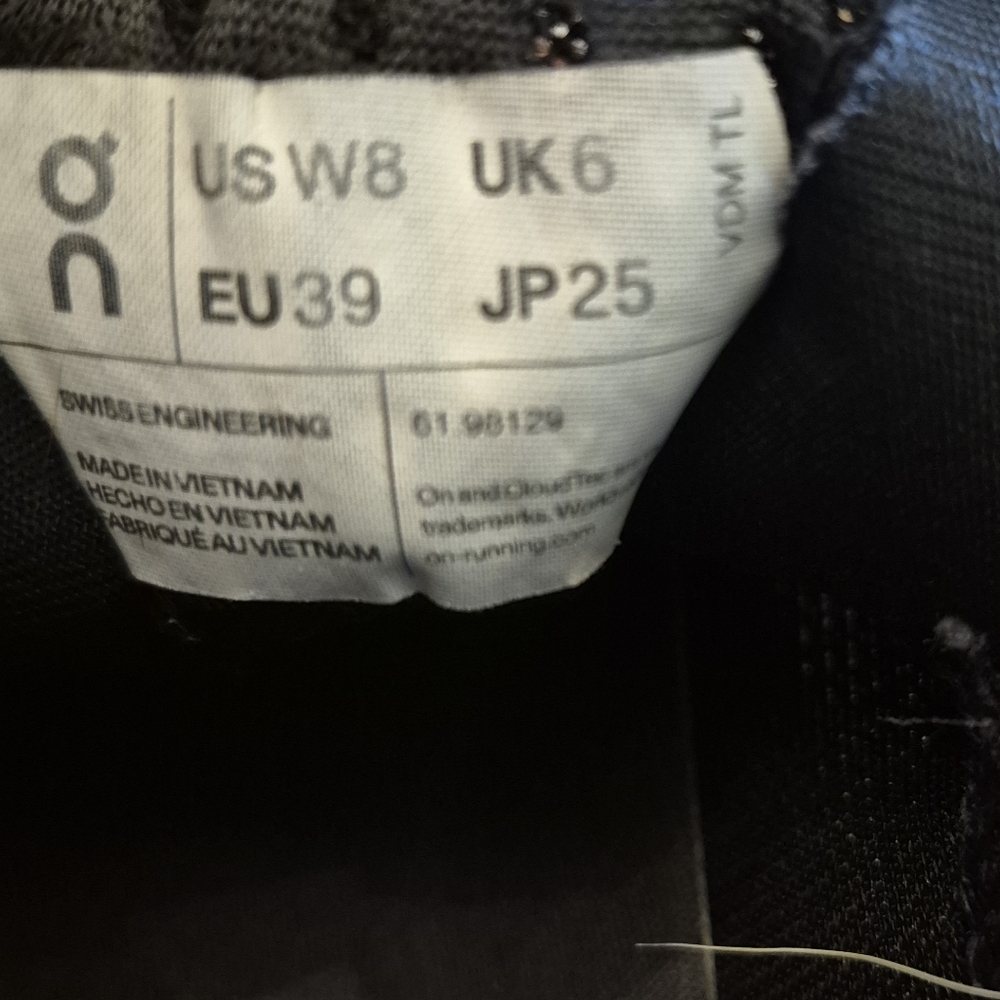 On Running Orange Pink Sneakers with Cloud Cushioning - Picture 8 of 8